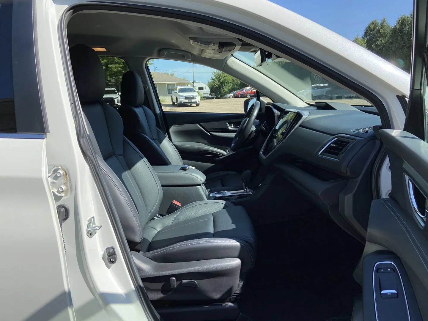 Used 2023 Subaru Ascent Limited AWD/4WD image 13