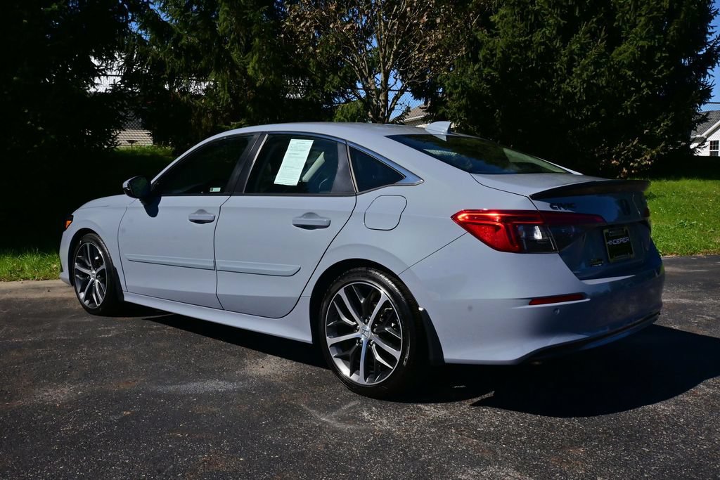 Used 2024 Honda Civic Touring image 4