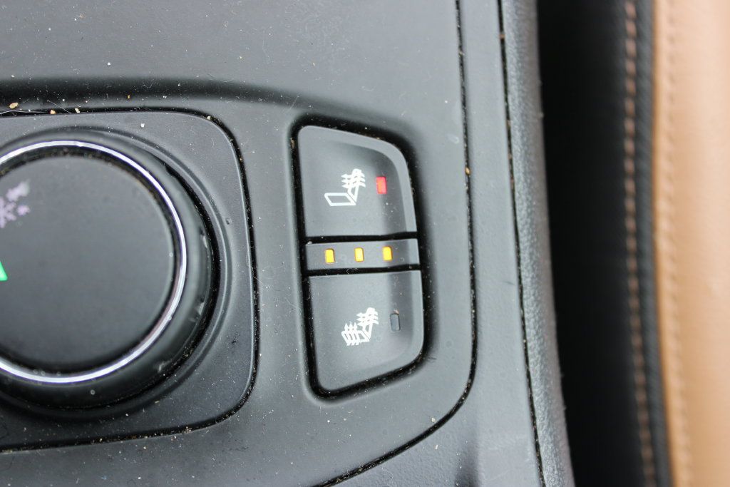 Used 2020 GMC Terrain SLT w/ Preferred Package FWD image 29