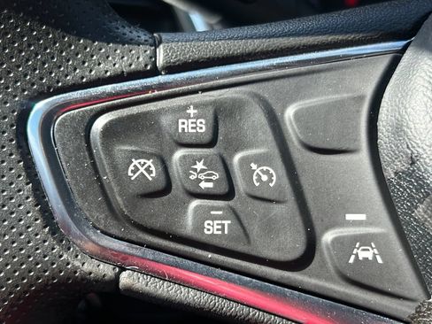 Used 2023 Chevrolet Equinox LS AWD/4WD image 23