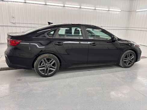 Used 2021 Kia Forte GT-Line FWD image 10