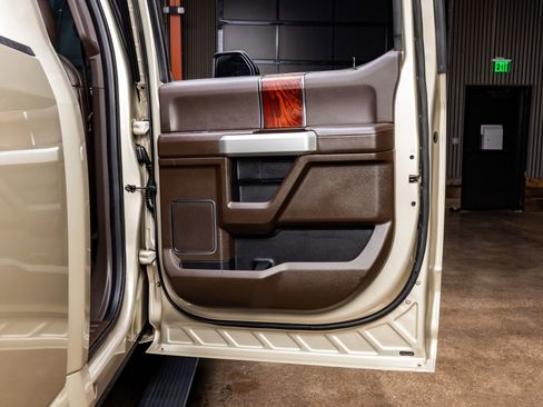 Used 2017 Ford F350 King Ranch w/ King Ranch Ultimate Package image 35