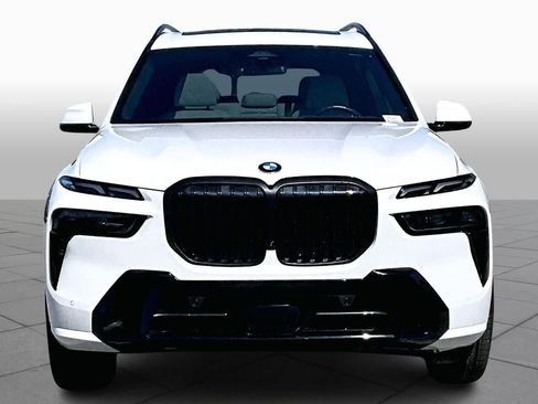 Certified 2025 BMW X7 xDrive40i image 3