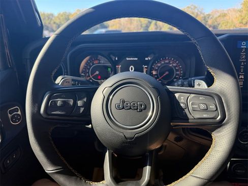 New 2025 Jeep Wrangler Unlimited Rubicon 392 image 20