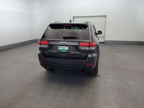 Used 2020 Jeep Grand Cherokee Laredo AWD/4WD image 7