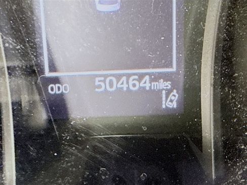 Used 2020 Toyota Camry LE image 16