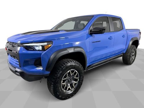 New 2026 Chevrolet Colorado ZR2 w/ Technology Package AWD/4WD image 4