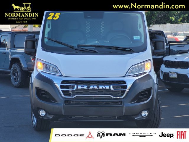 Used 2025 RAM ProMaster 2500 w/ U-Haul Equipment Group FWD image 2