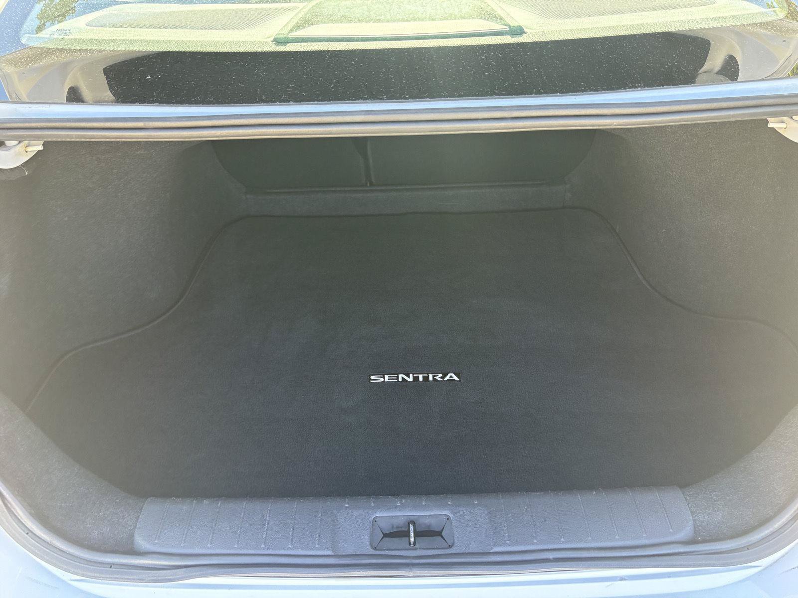 Used 2024 Nissan Sentra SV FWD image 24