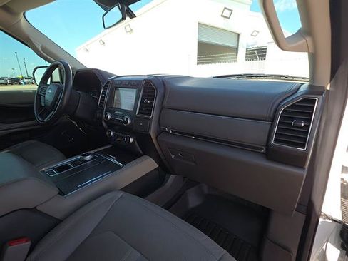 Used 2019 Ford Expedition Limited w/ Texas Edition Package RWD image 16