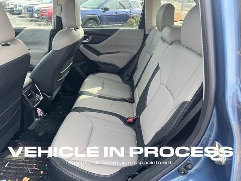 Used 2021 Subaru Forester Limited image 9