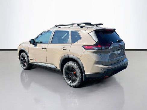 Used 2026 Nissan Rogue SV AWD/4WD image 5