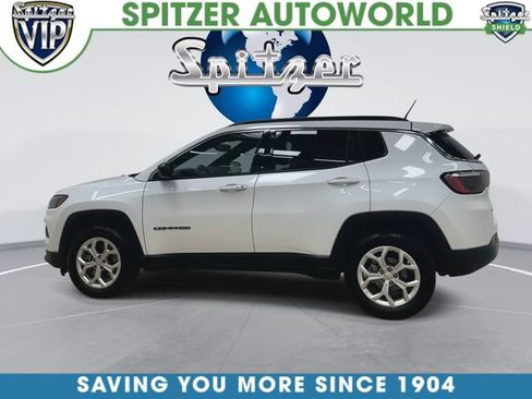 Used 2024 Jeep Compass Latitude AWD/4WD image 7