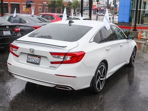 Used 2022 Honda Accord Sport image 5