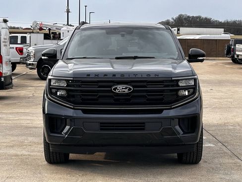 New 2026 Ford Expedition Max Platinum w/ Stealth Appearance Package image 32