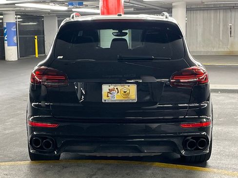 Used 2016 Porsche Cayenne GTS AWD/4WD image 36