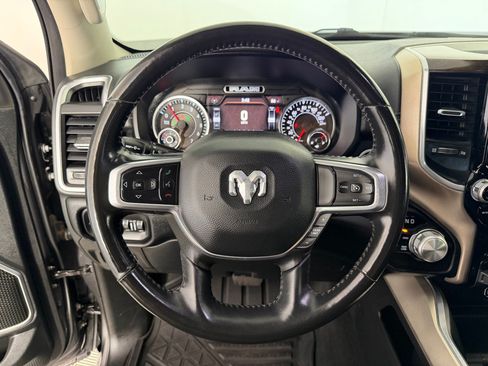 Used 2022 RAM 1500 Laramie AWD/4WD image 10