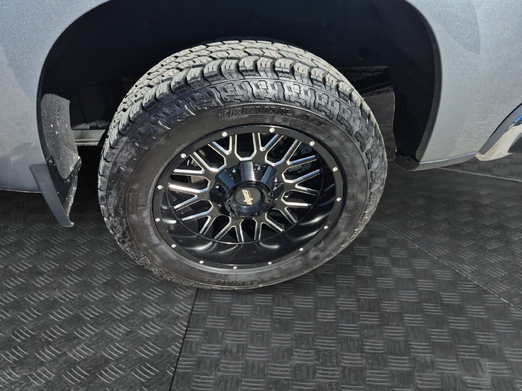 Used 2025 Chevrolet Silverado 1500 LT w/ Protection Package AWD/4WD image 14
