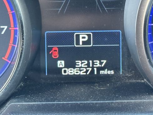 Used 2016 Subaru Outback 2.5i Limited AWD/4WD image 22