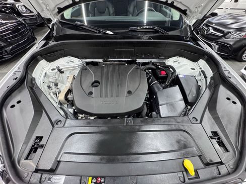 Used 2023 Volvo XC90 B5 Plus image 27