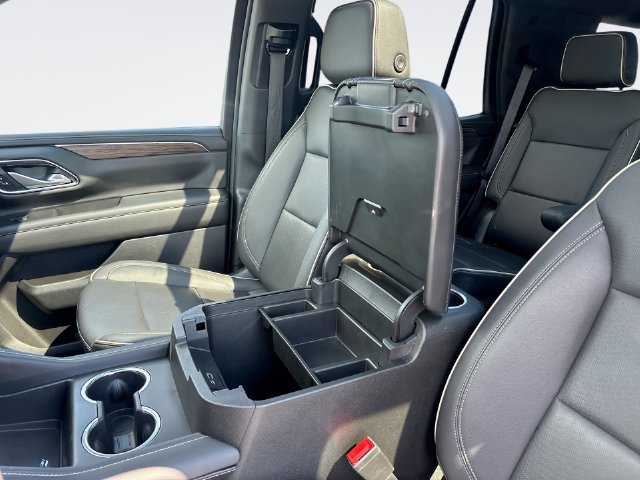 Used 2022 Chevrolet Tahoe Premier AWD/4WD image 21
