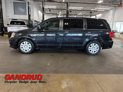 Used 2019 Dodge Grand Caravan SE