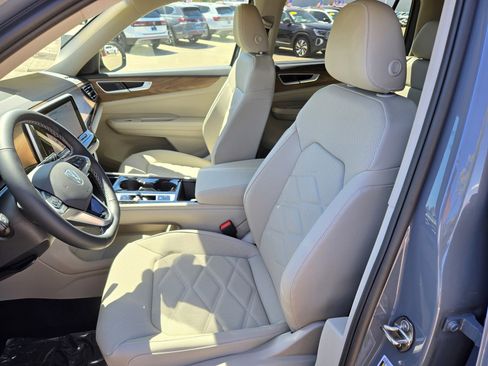 New 2026 Volkswagen Atlas SE image 10