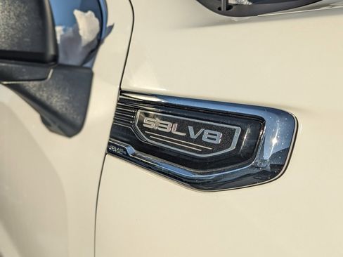 Used 2019 GMC Sierra 1500 SLT w/ SLT Premium Plus Package image 14