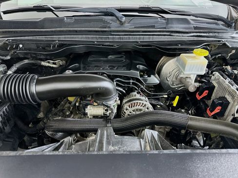 Used 2019 RAM 1500 Big Horn image 29