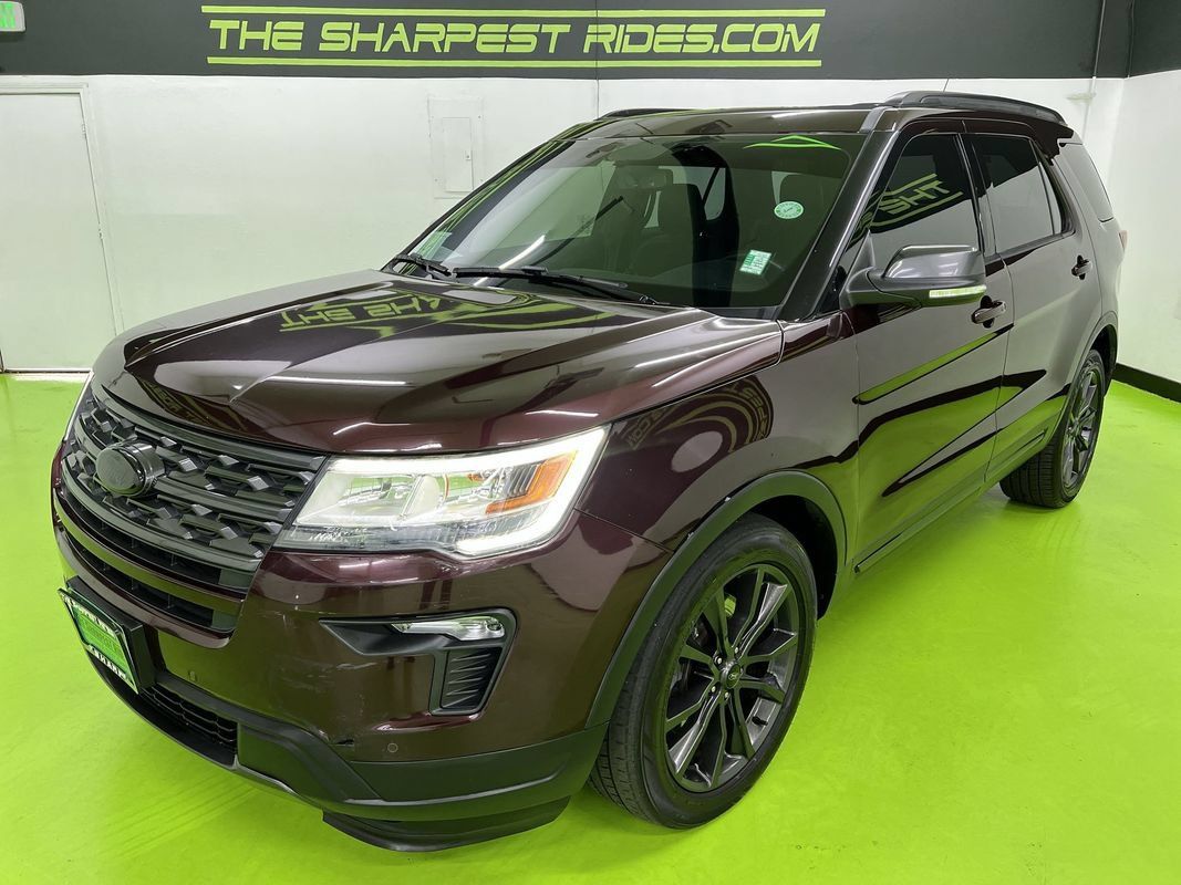 Used 2018 Ford Explorer XLT w/ Equipment Group 202A AWD/4WD image 5