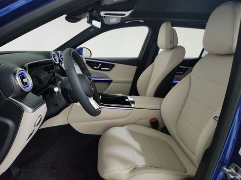 Certified 2026 Mercedes-Benz GLC 300 image 17