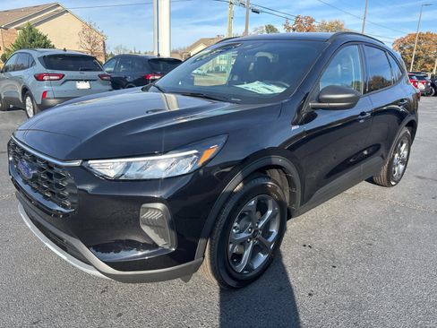 New 2026 Ford Escape ST-Line image 4