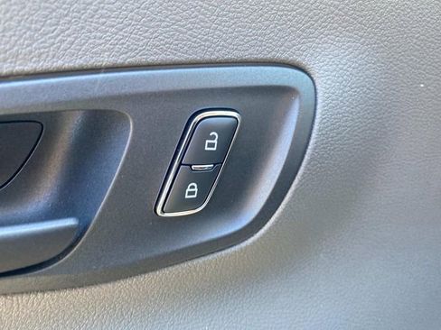 New 2026 Ford Transit 250 148 Medium Roof w/ Load Area Protection Package RWD image 11
