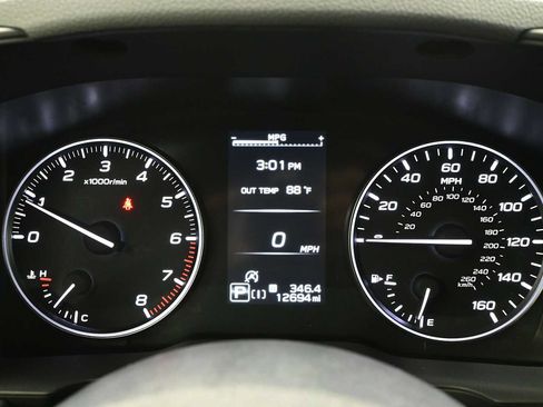 Used 2025 Subaru Forester Premium AWD/4WD image 13