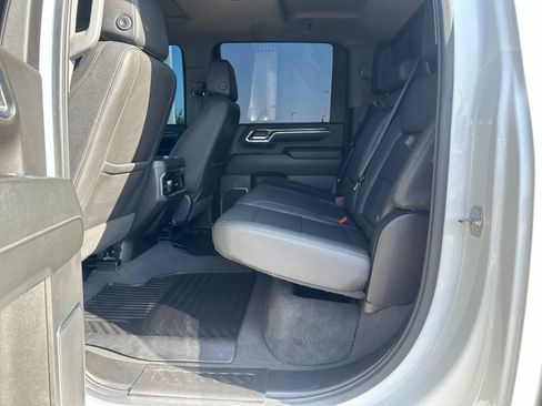 Used 2024 Chevrolet Silverado 2500 LTZ w/ LTZ Convenience Package AWD/4WD image 13