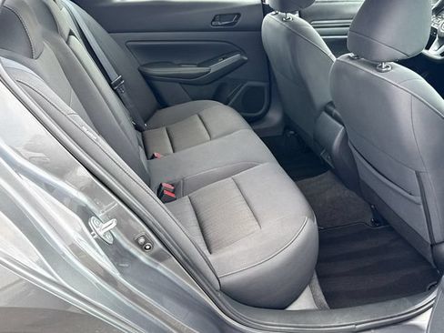 Used 2025 Nissan Altima 2.5 SV FWD image 15
