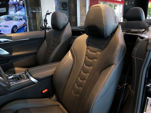 Used 2022 BMW M850i xDrive Convertible image 14