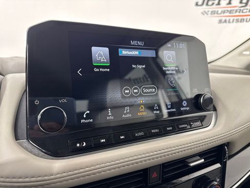 Used 2023 Nissan Rogue SL w/ SL Premium Package image 22