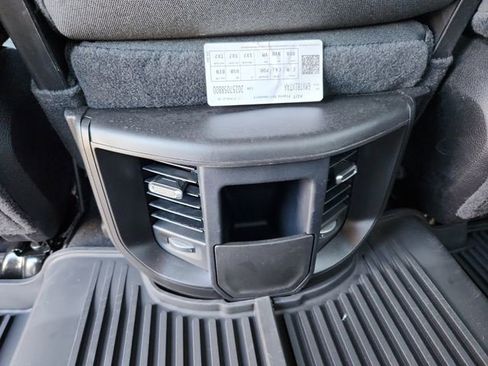 New 2025 RAM 2500 Big Horn image 32