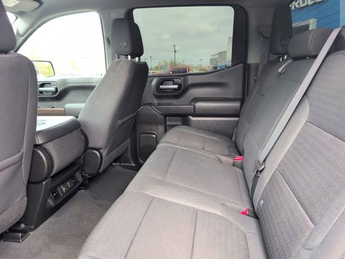 Used 2021 Chevrolet Silverado 1500 LT image 30