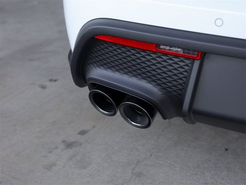 New 2026 Porsche Macan S image 15