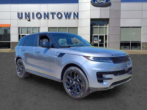 Used 2025 Land Rover Range Rover Sport SE image 1