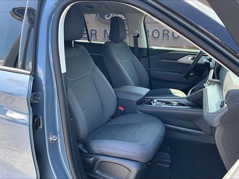 New 2026 Ford Explorer Active AWD/4WD image 8