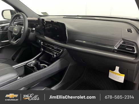 New 2026 Chevrolet Traverse LT w/ Sun and Wheel Package image 58