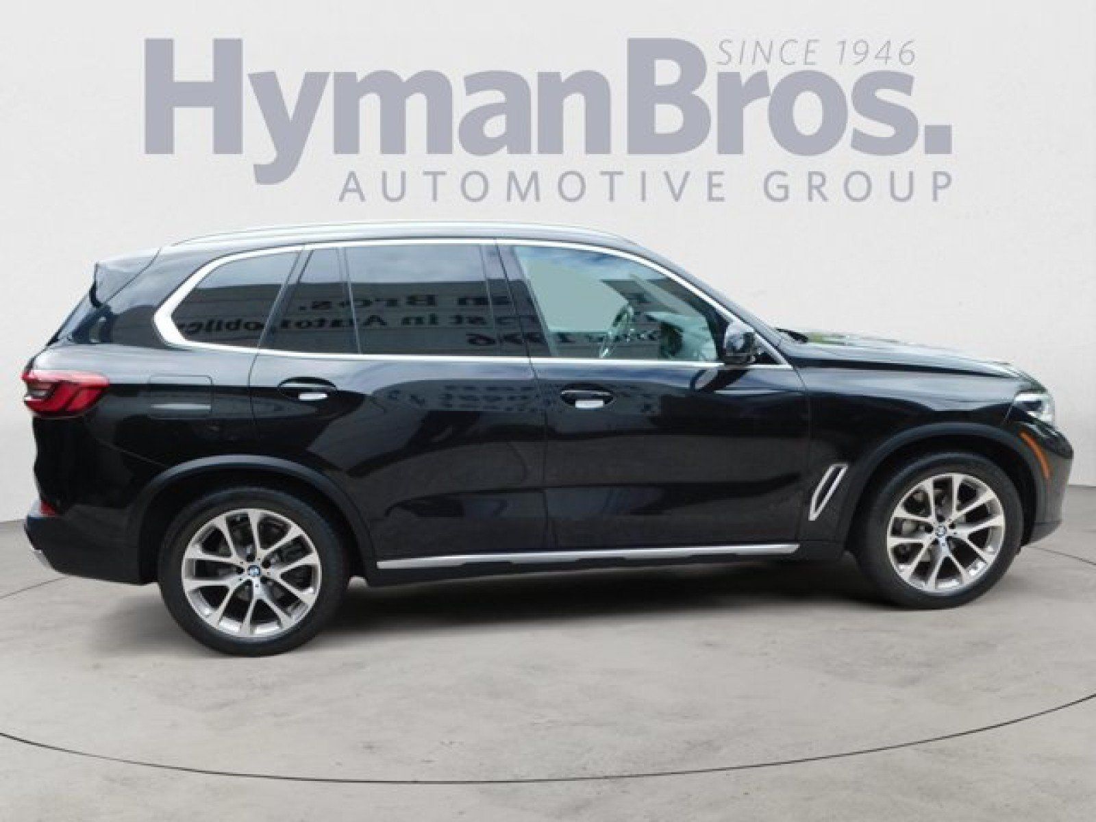 Used 2019 BMW X5 xDrive40i w/ Convenience Package AWD/4WD image 4