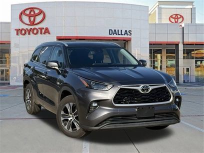 Used 2022 Toyota Highlander XLE