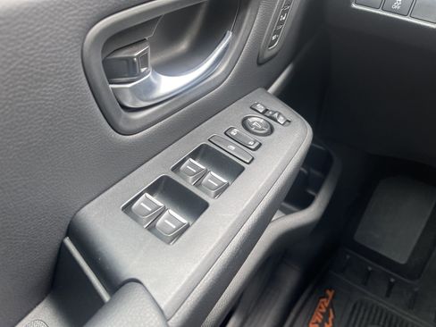 Certified 2024 Honda Pilot TrailSport image 23