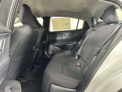 New 2026 Toyota Prius SE image 12