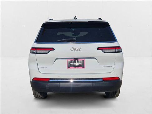 New 2025 Jeep Grand Cherokee L Limited w/ Trailer Tow Package image 8