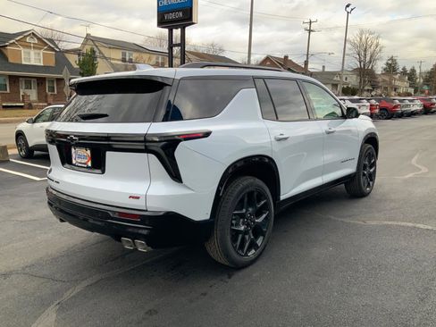 New 2026 Chevrolet Traverse RS image 7